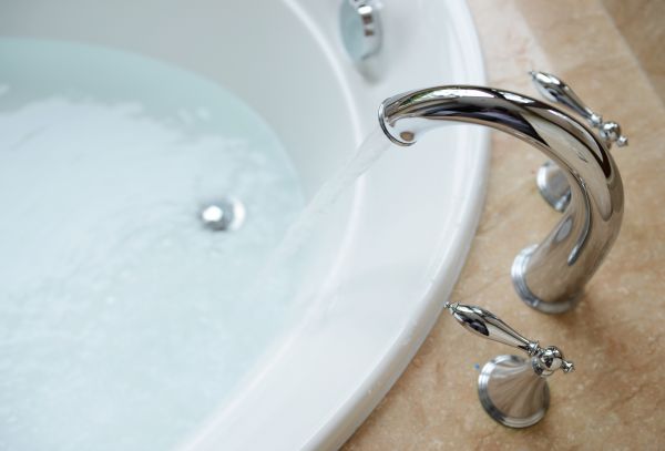 Cost of Tub Faucet Replacement in Zephyrhills